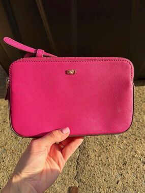 DKNY Veronica Hot Pink Wristlet/crossbody NWT